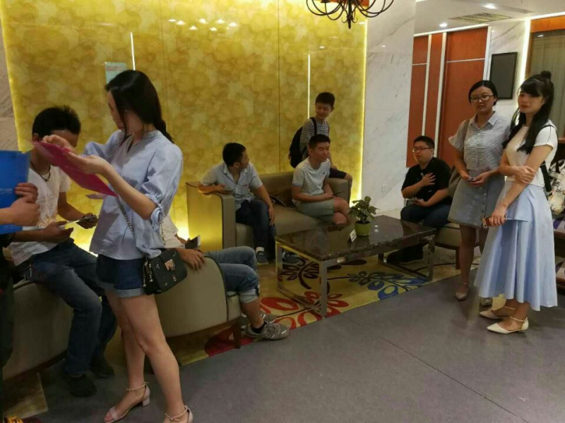 關(guān)注員工健康，7月15日公司完成了一年一度的體檢