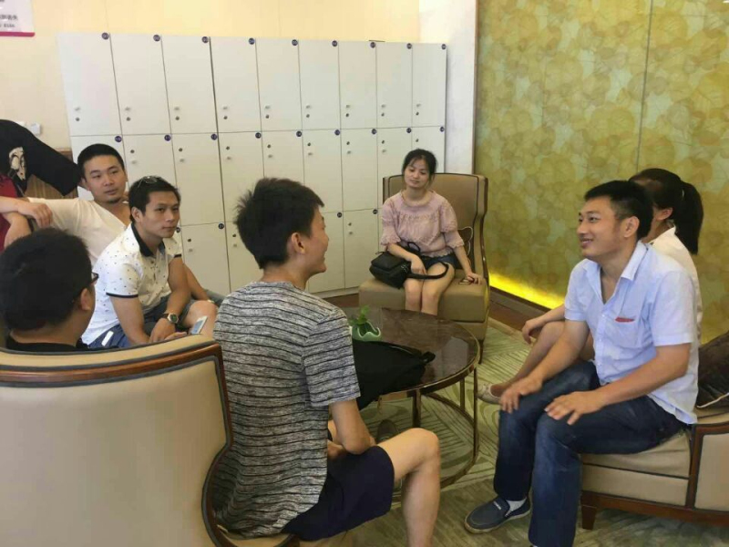 關(guān)注員工健康，7月15日公司完成了一年一度的體檢